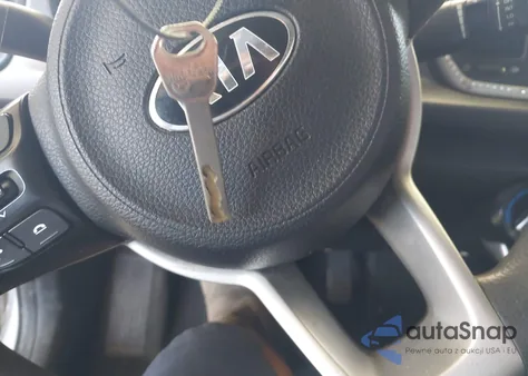 2019 Kia Rio S from USA, damaged, VIN 3KPA24AB3KE174757